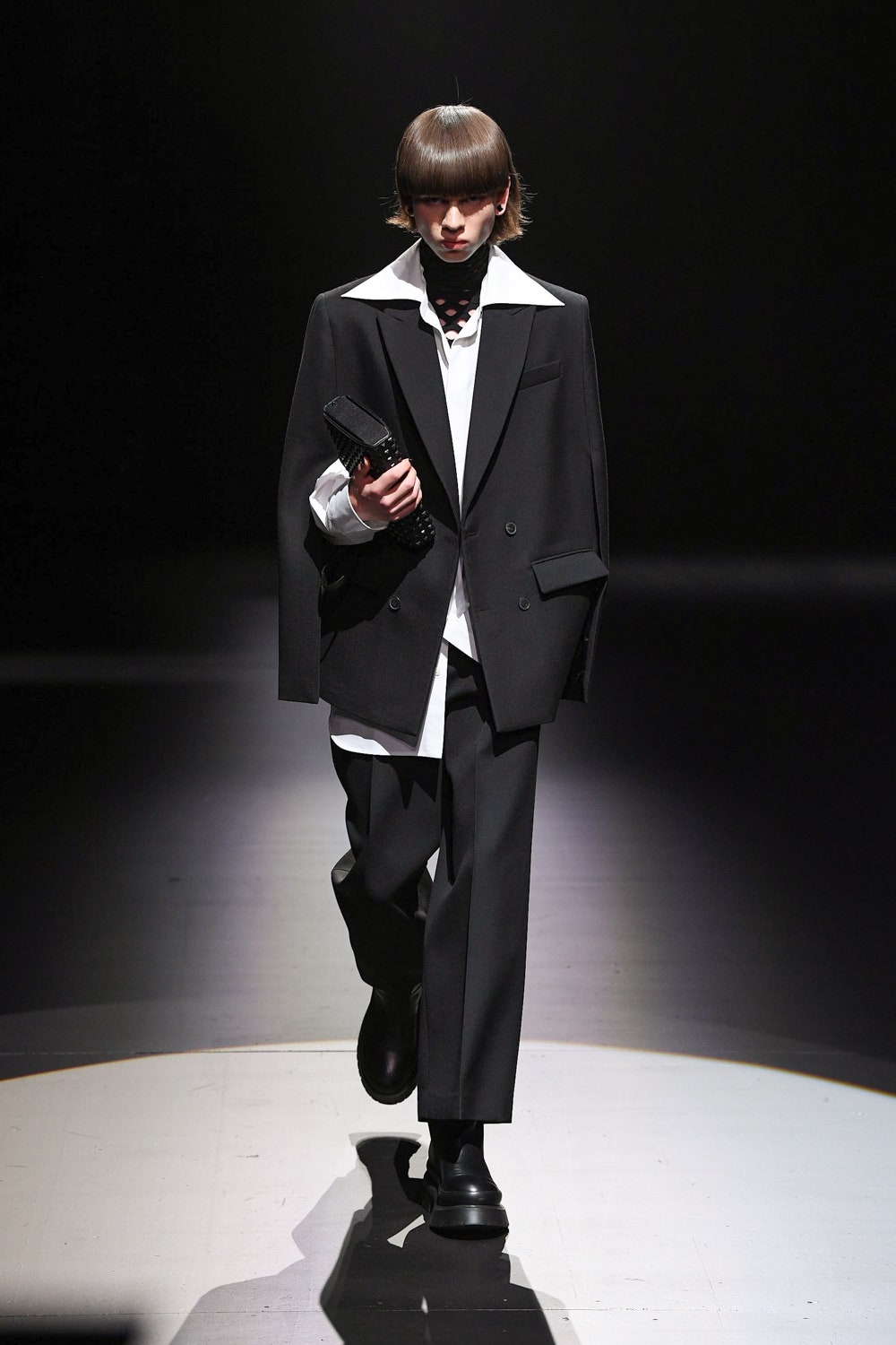 ashadedviewonfashion.com-valentino-pays-homage-to-culture-with-fw21-by-aybuke-barkcin-valentino-3