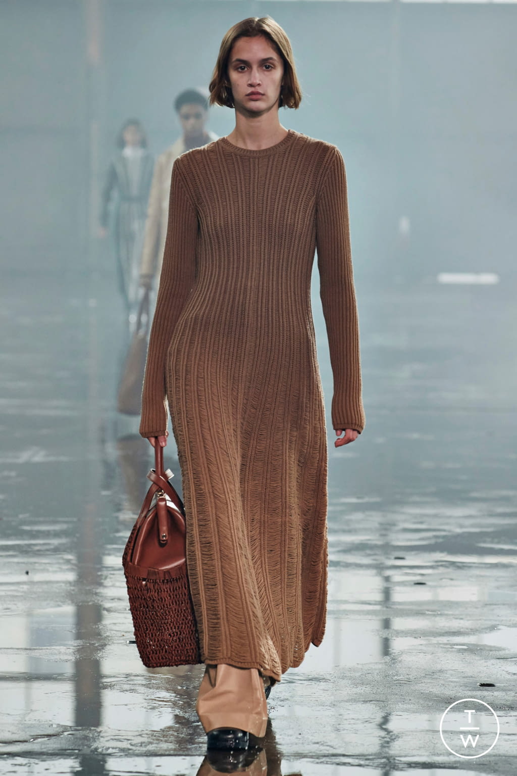 gh-aw21-look-04-8c0e33