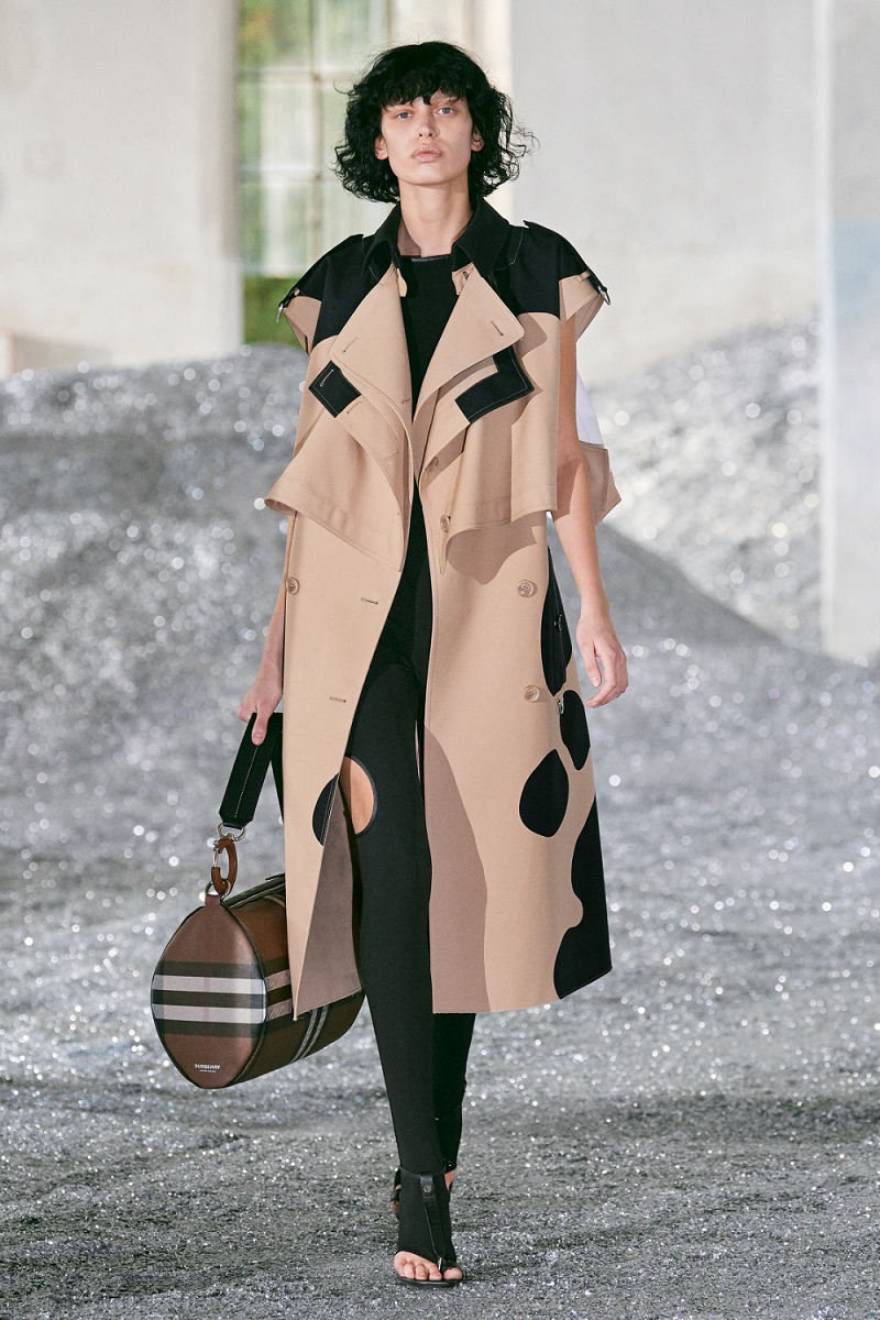 Burberry Spring 2022 Ready-to-Wear Collection