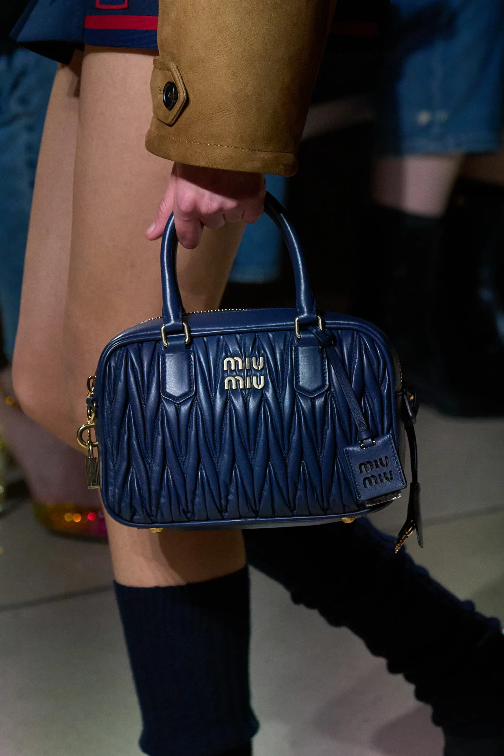 00042-miu-miu-fall-2022-ready-to-wear-details-details-paris-credit-gorunway