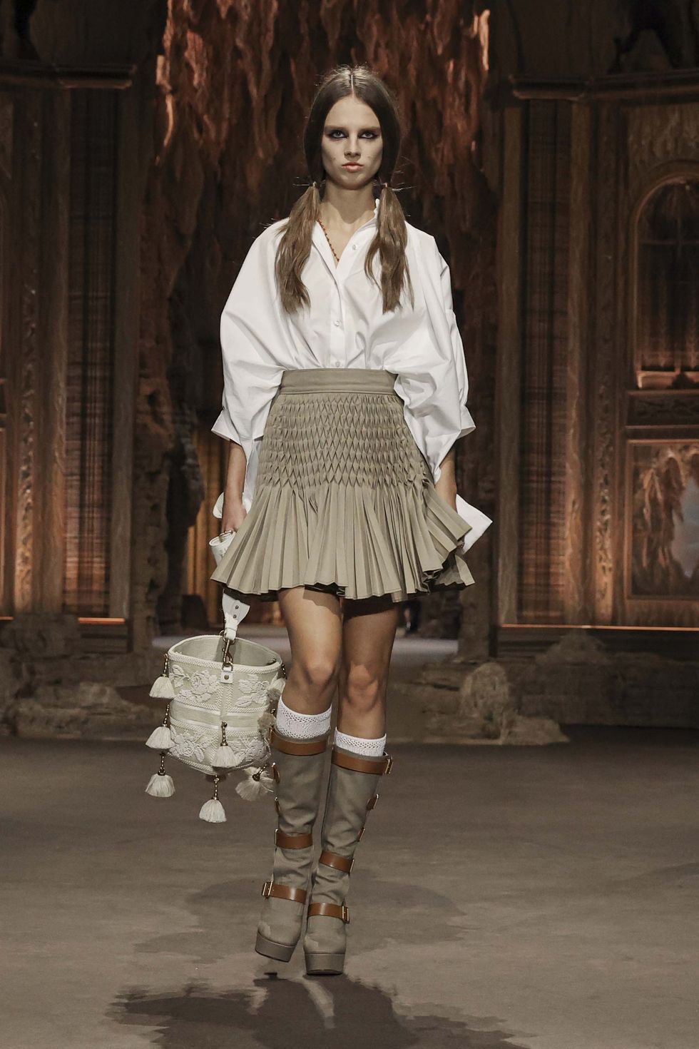 dior-look-38-1664355847